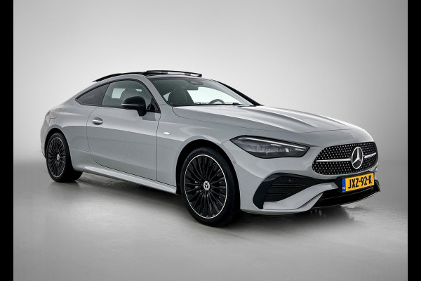 Mercedes-Benz CLE Coupé 300 e AMG Plug-In Hybride AMG | Night Pakket | Panorama Schuif-Kanteldak | Digital Licht | Burmester® | Stuur en Stoelverwarming. MB-paasweekend