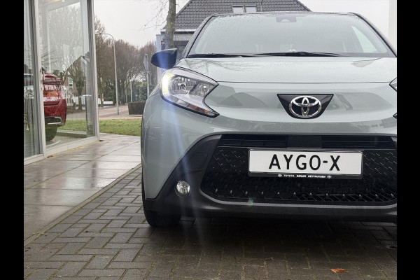 Toyota Aygo X 1.0 VVT-i S-CVT Automaat Pulse | Stoelverwarming, Bi-Tone, 17 inch, Privacy glass