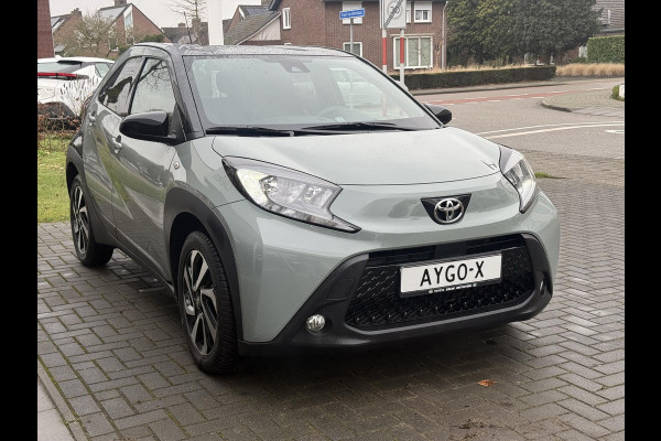Toyota Aygo X 1.0 VVT-i S-CVT Automaat Pulse | Stoelverwarming, Bi-Tone, 17 inch, Privacy glass