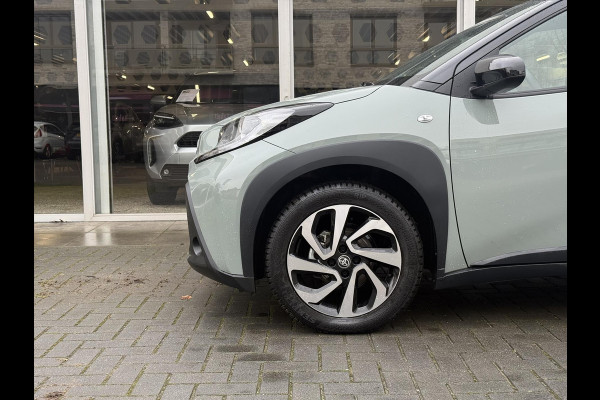 Toyota Aygo X 1.0 VVT-i S-CVT Automaat Pulse | Stoelverwarming, Bi-Tone, 17 inch, Privacy glass