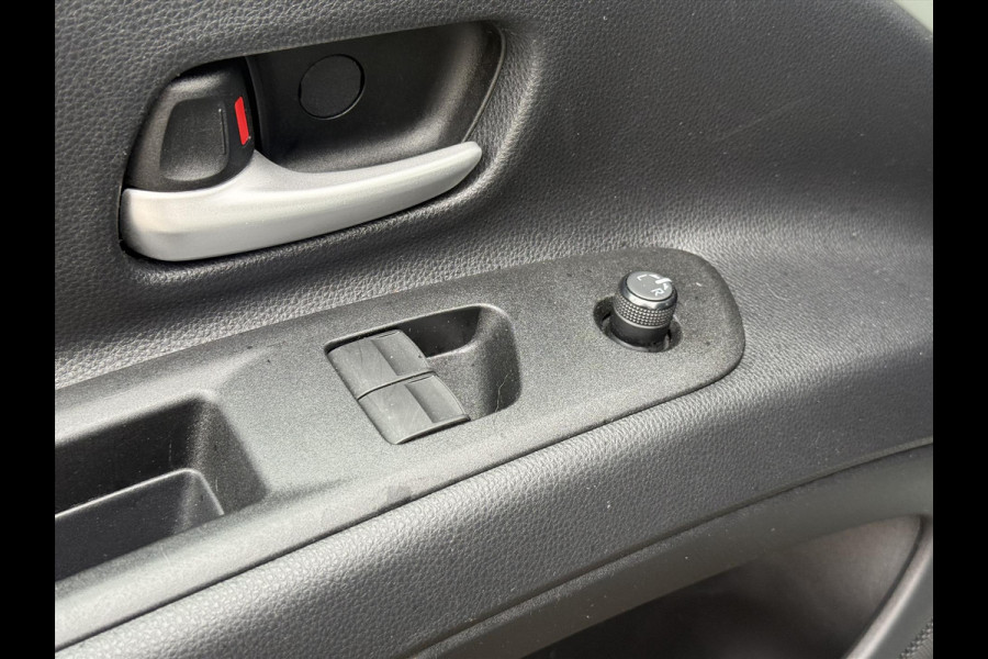 Toyota Aygo X 1.0 VVT-i S-CVT Automaat Pulse | Stoelverwarming, Bi-Tone, 17 inch, Privacy glass