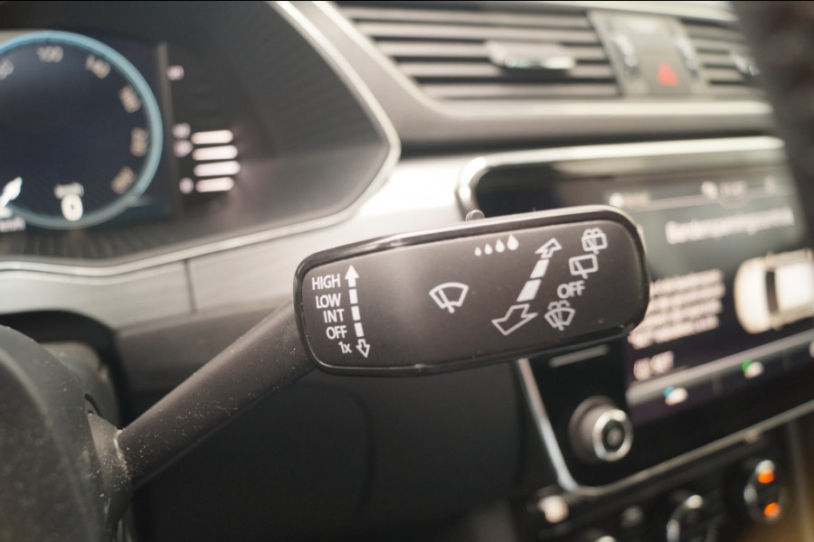 Škoda Superb Combi 1.4 TSI iV PHEV Business Edition Plus -NAVI-ECC-