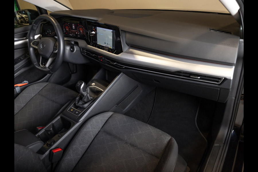 Volkswagen Golf 1.0 TSI Life / 110pk / Cruise / Airco / Klimaatregeling / Navigatie / Apple Carplay