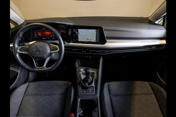 Volkswagen Golf 1.0 TSI Life / 110pk / Cruise / Airco / Klimaatregeling / Navigatie / Apple Carplay