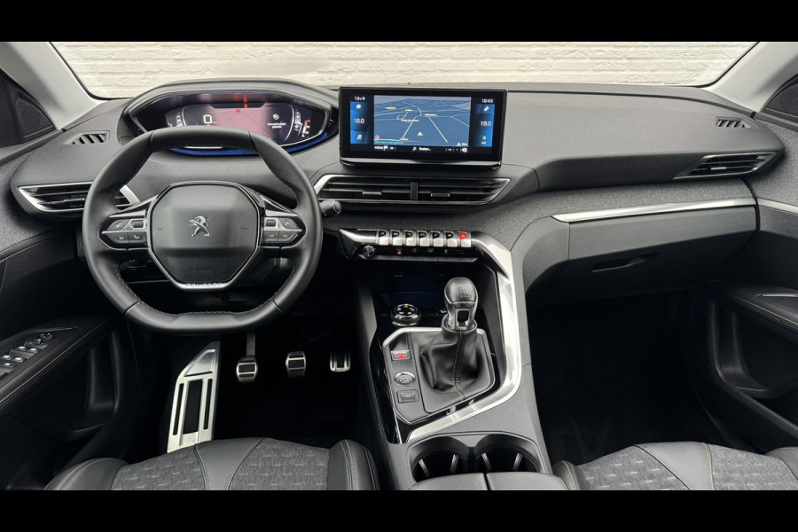 Peugeot 3008 1.2 PureTech Allure Cruise Climate Camera plus Sensoren voor/achter Navi Dodehoekdetectie Navigatie