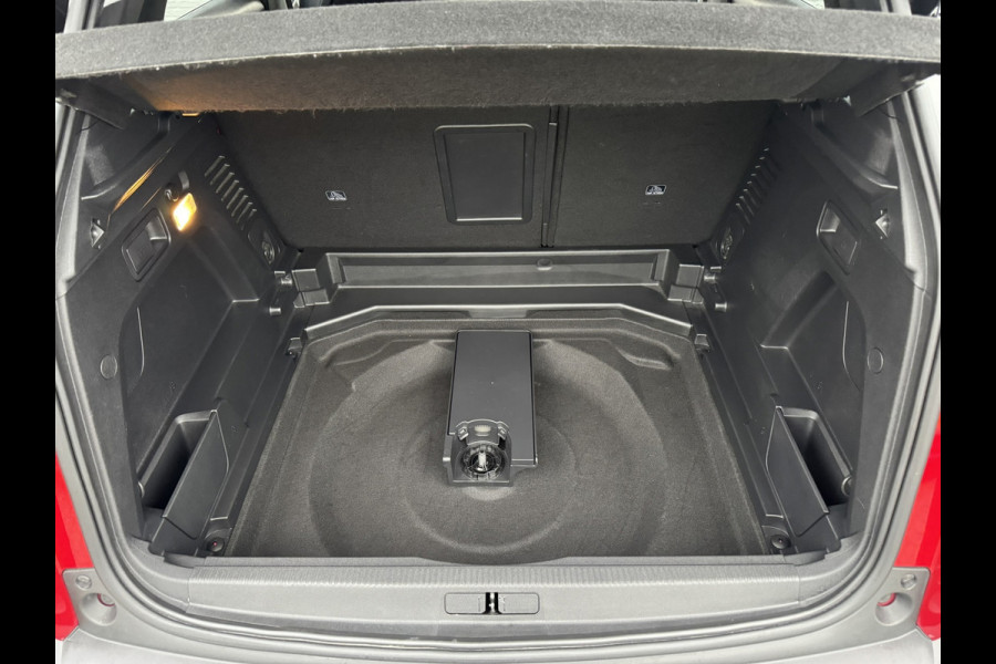 Peugeot 3008 1.2 PureTech Allure Cruise Climate Camera plus Sensoren voor/achter Navi Dodehoekdetectie Navigatie