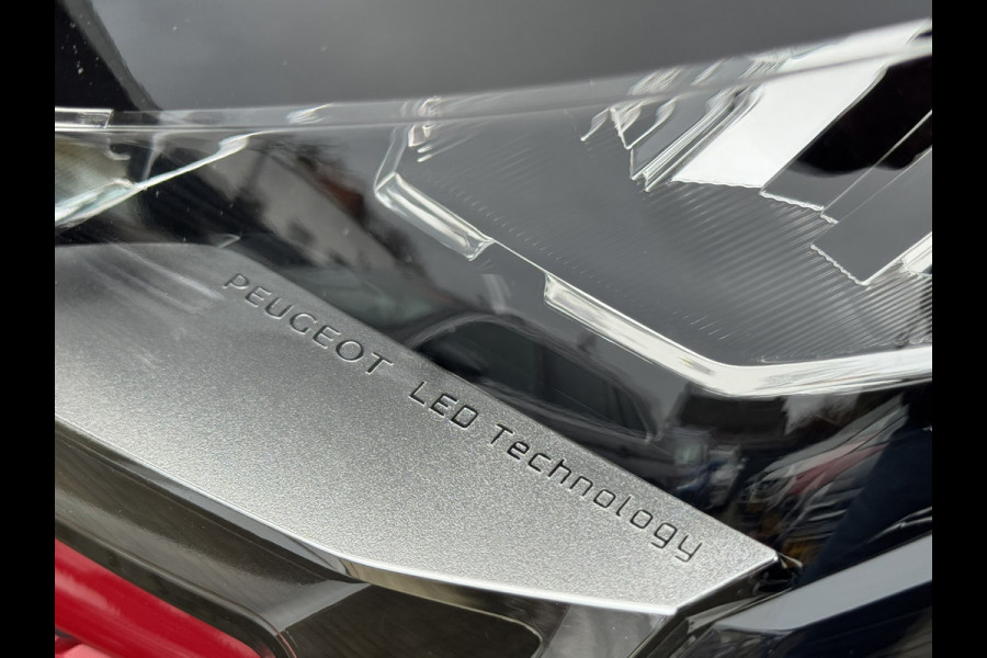 Peugeot 3008 1.2 PureTech Allure Cruise Climate Camera plus Sensoren voor/achter Navi Dodehoekdetectie Navigatie
