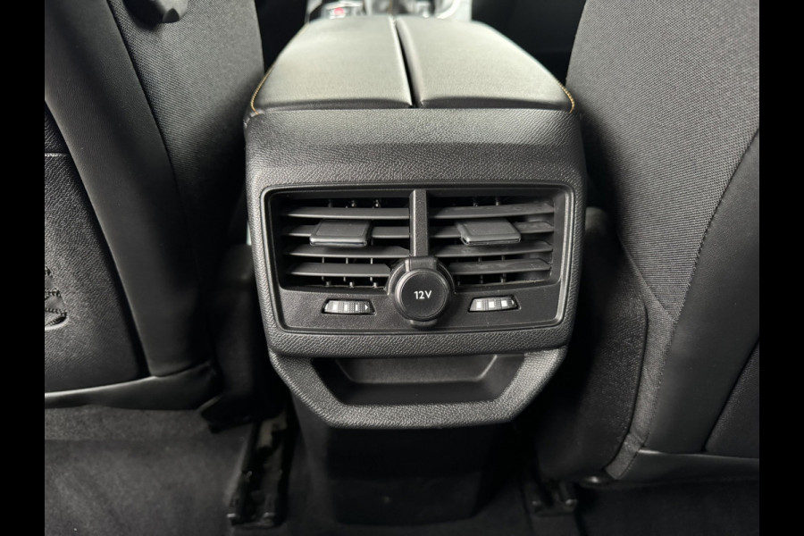 Peugeot 3008 1.2 PureTech Allure Cruise Climate Camera plus Sensoren voor/achter Navi Dodehoekdetectie Navigatie