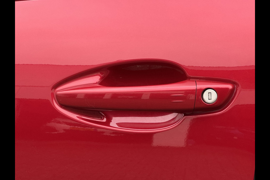 Peugeot 3008 1.2 PureTech Allure Cruise Climate Camera plus Sensoren voor/achter Navi Dodehoekdetectie Navigatie