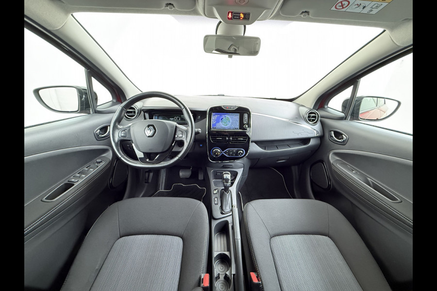 Renault ZOE R110 Limited 41kWh Huur Accu Navi Ecc Apple Carplay/Android Auto Cruise Control Pdc Lmv 16" Bluetooth Privacy Glas Keyless Led