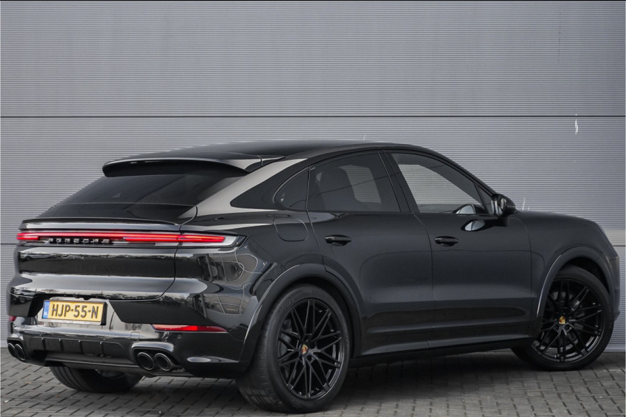 Porsche Cayenne Coupé 3.0 E-Hybrid Sport Design Black Edition ACC HUD Luchtv Trekhaak