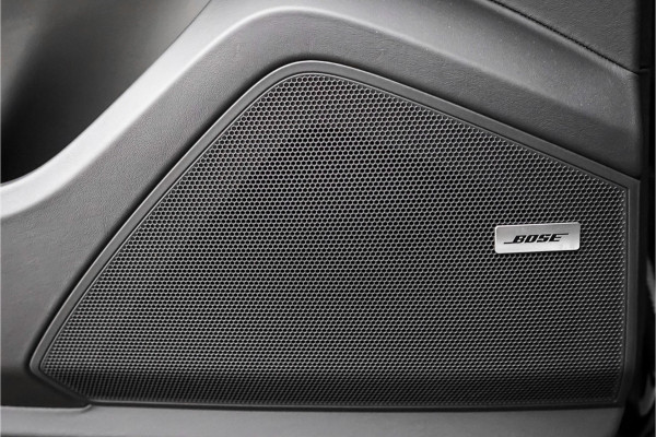 Porsche Cayenne Coupé 3.0 E-Hybrid Sport Design Black Edition ACC HUD Luchtv Trekhaak