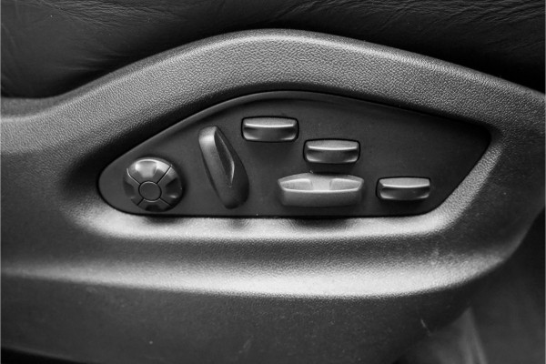 Porsche Cayenne Coupé 3.0 E-Hybrid Sport Design Black Edition ACC HUD Luchtv Trekhaak