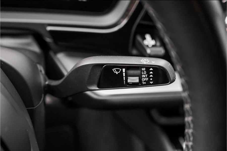 Porsche Cayenne Coupé 3.0 E-Hybrid Sport Design Black Edition ACC HUD Luchtv Trekhaak