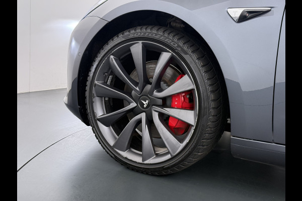Tesla Model 3 Performance 513pk AWD Lmv 20" AutoPilot Panoramadak Adaptive Cruise Camera's Leer Pdc Wifi Ecc Elektr.Stuur+Stoel+Geheugen Stoel+Bank-Verwarmd Keyless Wifi 4WD Origineel Nederlandse Auto SOH 83%