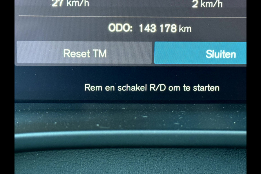 Volvo XC40 Recharge P8 AWD R-Design SOH 92.3%, Panoramadak, Camera, 20''Lmv