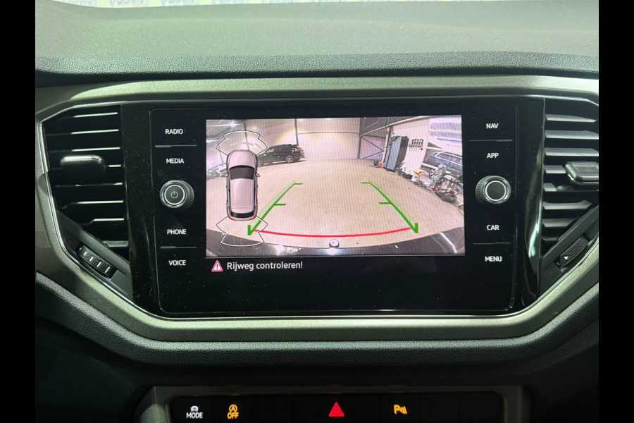 Volkswagen T-Roc 1.5 TSI Style Business Carplay/Camera/ACC/Trekhaak/Keyless
