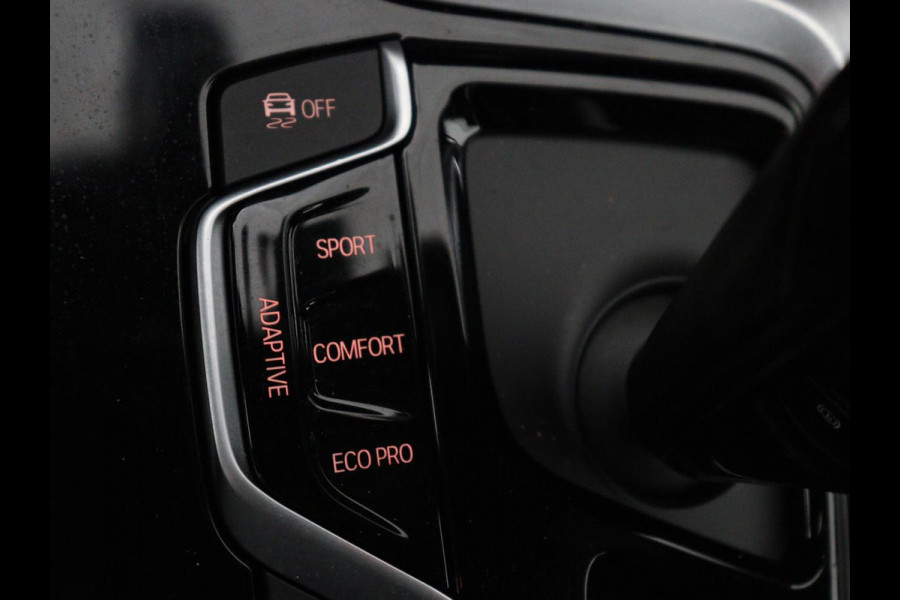 BMW X3 xDrive20i High Executive | M Sport | 1e eigenaar | Head-Up | Leder | Trekhaak | Stoelverwarming | Harman/Kardon | Camera | Keyless | Adaptive Drive | Sfeerverlichting | Full LED | Sportstoelen