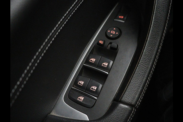 BMW X3 xDrive20i High Executive | M Sport | 1e eigenaar | Head-Up | Leder | Trekhaak | Stoelverwarming | Harman/Kardon | Camera | Keyless | Adaptive Drive | Sfeerverlichting | Full LED | Sportstoelen