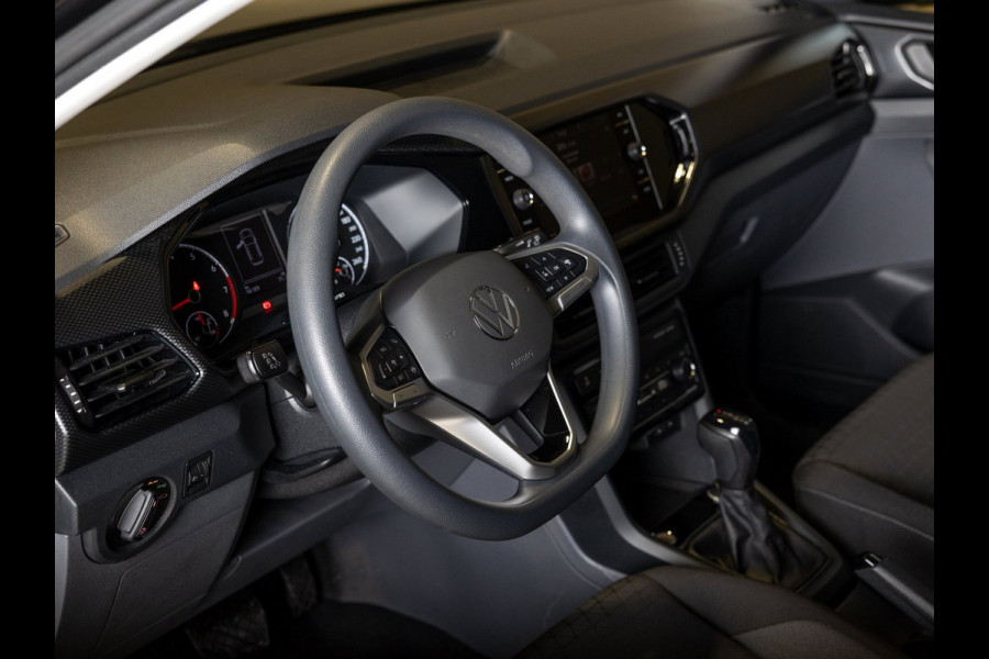 Volkswagen T-Cross 1.0 TSI Life / 110pk / Stoelverwarming / Achteruitrij camera / Adaptieve cruise control /