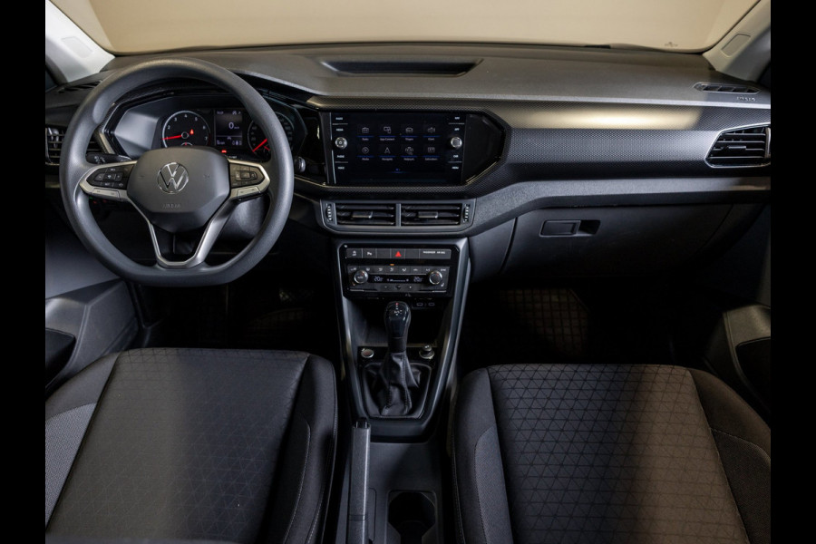 Volkswagen T-Cross 1.0 TSI Life / 110pk / Stoelverwarming / Achteruitrij camera / Adaptieve cruise control /