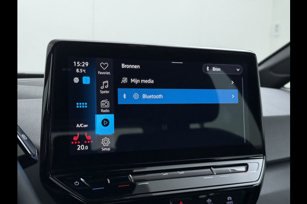 Volkswagen ID.3 Pro 58kWh Apple Carplay Android Adap.Cruise App-Connect SOH 92% Navi Ecc Pdc-a+v Voorklimatisering Stoelverwarming Bordherkenning Lane-Assist Lmv Led Rijstrooksensor Origineel Nederlandse Auto 1e eigenaar