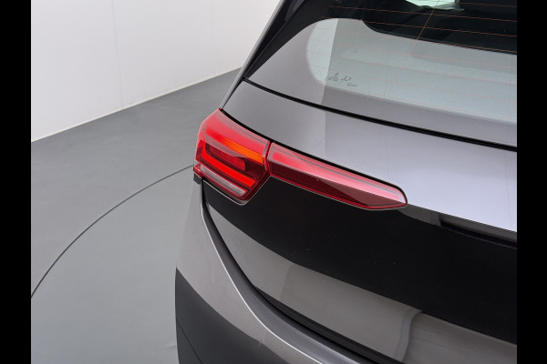 Volkswagen ID.3 Pro 58kWh Apple Carplay Android Adap.Cruise App-Connect SOH 92% Navi Ecc Pdc-a+v Voorklimatisering Stoelverwarming Bordherkenning Lane-Assist Lmv Led Rijstrooksensor Origineel Nederlandse Auto 1e eigenaar