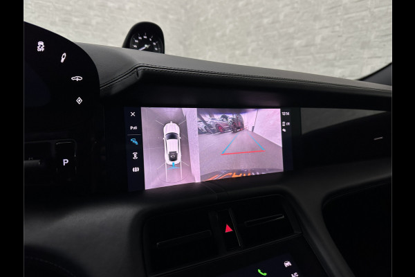 Porsche Taycan 4S Turbo Pakket Performance 84 kWh 490pk | Sport Chrono + | 360 Camera | ACC | Luchtvering | Carbon | 21" | Glasdak | 4WD | Vulkaangrijs | Carplay | Nw.Pr. 147.249,= | NL Auto | SOH Test | Garantie.