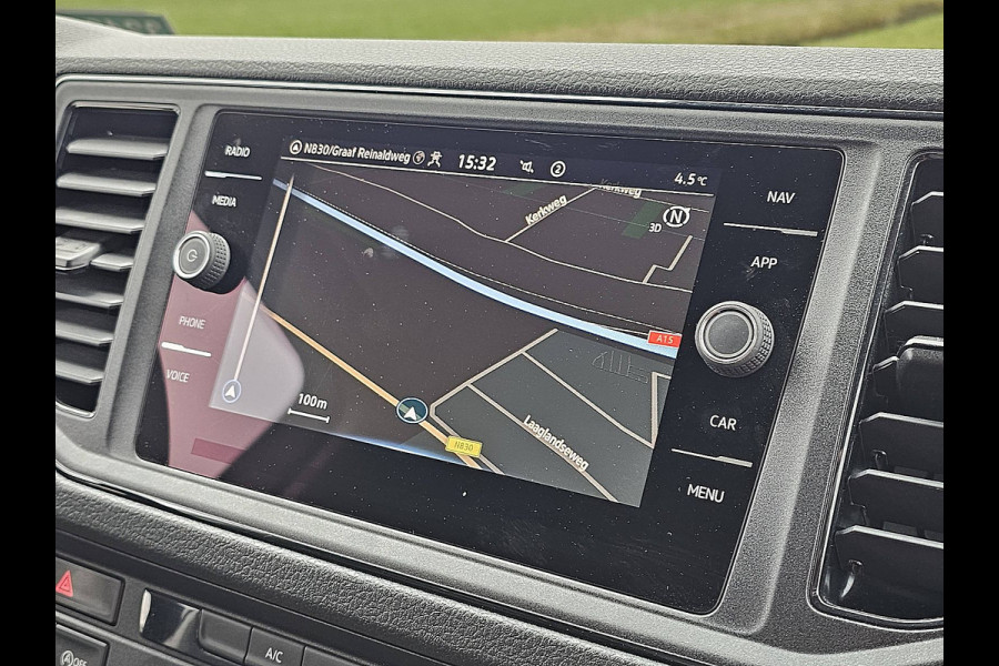 Volkswagen Crafter 35 2.0 TDI L4 Trendline Bakwagen Laadklep Lat-om-Lat Betimmerd Spoiler Zijdeur Euro6 140Pk Bpm-Vrij!