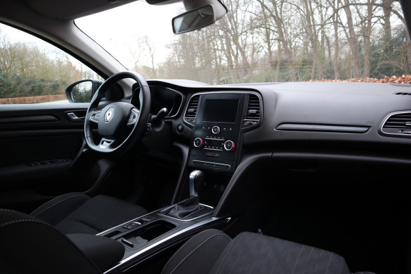 Renault Mégane 1.3 TCe Limited | Automaat | Carplay | Navi |
