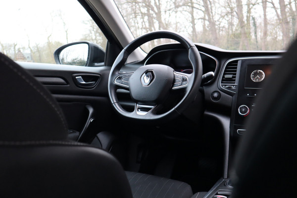 Renault Mégane 1.3 TCe Limited | Automaat | Carplay | Navi |