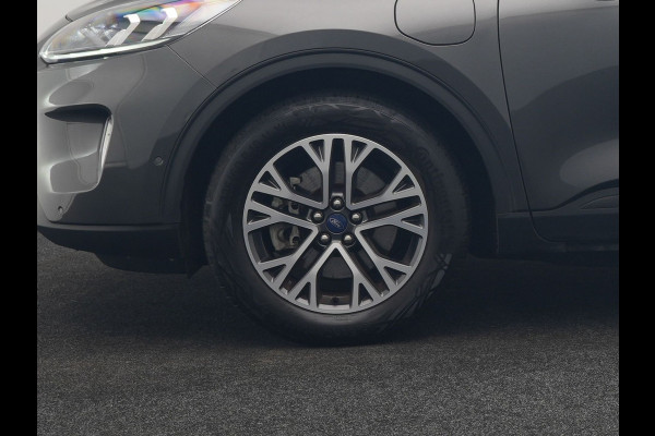 Ford Kuga 2.5 Titanium X Plug In Hybrid 225pk dealer O.H PHEV | Trekhaak af Fabriek | Panodak | Adaptive Cruise | B & O Sound | Head Up |  Keyless | Stuur & Stoelverwarming | 360 Camera |