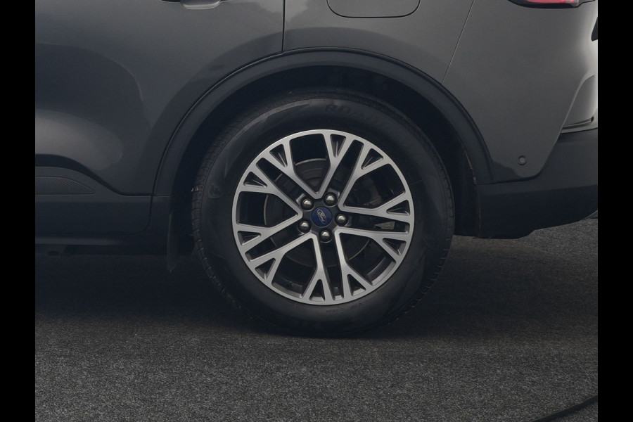 Ford Kuga 2.5 Titanium X Plug In Hybrid 225pk dealer O.H PHEV | Trekhaak af Fabriek | Panodak | Adaptive Cruise | B & O Sound | Head Up |  Keyless | Stuur & Stoelverwarming | 360 Camera |