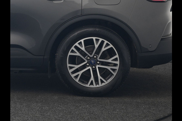 Ford Kuga 2.5 Titanium X Plug In Hybrid 225pk dealer O.H PHEV | Trekhaak af Fabriek | Panodak | Adaptive Cruise | B & O Sound | Head Up |  Keyless | Stuur & Stoelverwarming | 360 Camera |