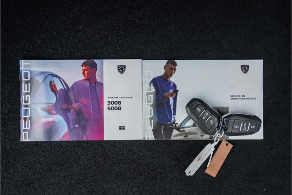 Peugeot E-3008 GT Avantage 210 73 kWh Warmtepomp Stuur & Stoelverw Leder