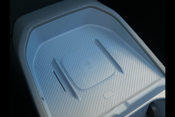 Kia EV3 Plus Advanced 81.4 kWh | Schuifkanteldak | Stoel en stuurverwarming | Adaptief | Dode Hoek