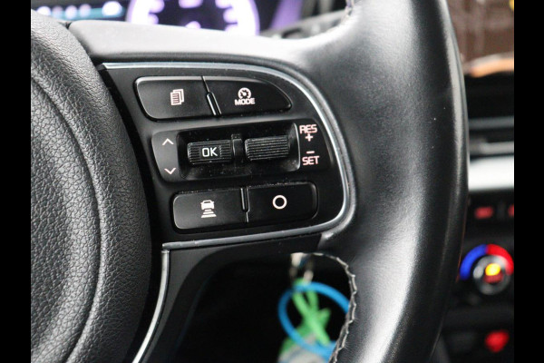 Kia Niro 1.6 GDi PHEV DynamicLine | Half leder | Adaptive cruise | Camera | Carplay | Navigatie | Climate control | Bluetooth | Parkeerhulp