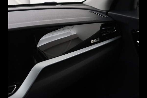 Kia Niro 1.6 GDi PHEV DynamicLine | Half leder | Adaptive cruise | Camera | Carplay | Navigatie | Climate control | Bluetooth | Parkeerhulp