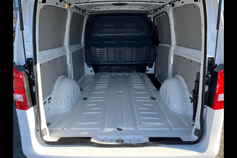 Mercedes-Benz Vito 116 CDI Lang | Cruise control | 18 Inch | Apple carplay | DAB |