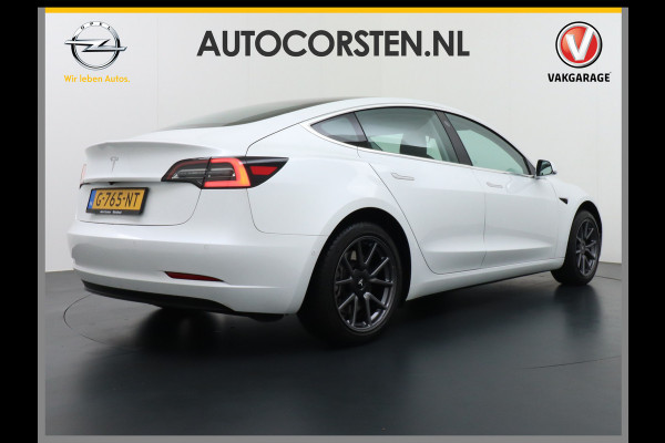 Tesla Model 3 SR+ 60kWh 326PK Trekhaak AutoPilot Premium-Luidsprekers Leer PanoramaDak Adaptive Cruise Lmv 18" Camera's Elektr.-Stuur+Stoelen+ SOH 85% Ecc Navi Led DAB Voorverwarmen interieur via App Keyless One-Pedal-Drive Origineel Nederlandse Auto 1.584KG Trekgewicht 1.000kg.