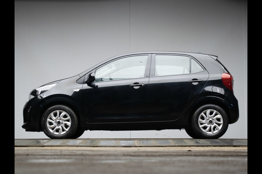 Kia Picanto 1.0 CVVT ComfortPlusLine Navigator Sport (APPLE CARPLAY,NAVI,CAMERA,CRUISE,ELEKTRISCH PAKKET,SPORTSTOELEN,LM VELGEN)