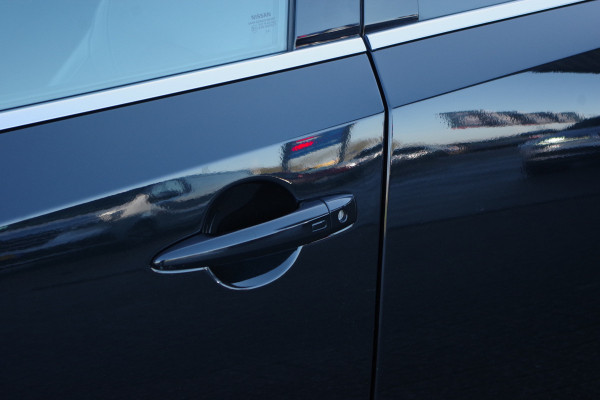 Nissan QASHQAI 1.3 MHEV Xtronic Automaat N-Connecta, Panoramadak, Carplay, Sfeerverlichting