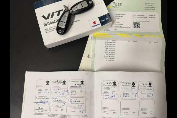 Suzuki Vitara 1.4 S Adaptive cruise Climate control Stoelverwarming LED Apple / Android Navigatie Achteruitrijcamera