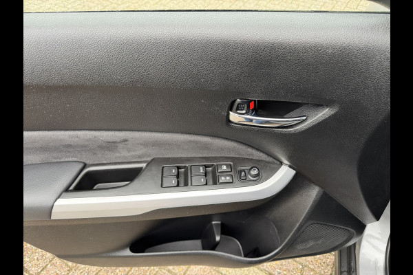 Suzuki Vitara 1.4 S Adaptive cruise Climate control Stoelverwarming LED Apple / Android Navigatie Achteruitrijcamera