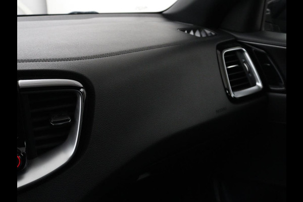 Kia ProCeed 1.0 T-GDI GT-Line | Panoramadak | Leder/Alcantara | Stoelverwarming | Camera | Carplay | Keyless | Full LED | Stuurverwarming | Navigatie | Digital Cockpit | Cruise control