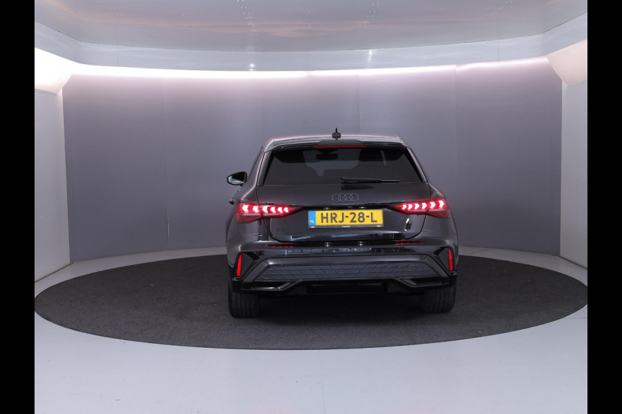 Audi A3 Sportback 40 TFSI e S edition 204 pk S-tronic | Verlengde garantie | Navigatie | Parkeersensoren (Park assist) | Achteruitrijcamera | Stoelverwarming | S-Line |