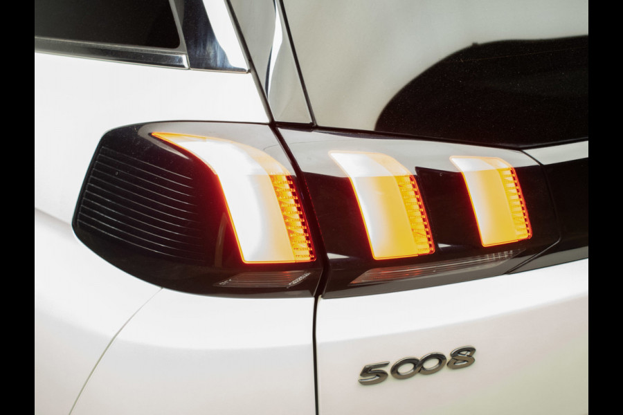 Peugeot 5008 1.2 PureTech GT-Line Sport 7P (APPLE CARPLAY,NAVI,CAMERA,360 VIEW,CLIMATE,CRUISE,PDC,GETINT,SPORTSTOELEN,LM VELGEN)