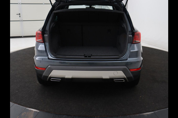 Seat Arona 1.0 TSI FR Intens Plus | Stoelverwarming | Leder/Alcantara | Adaptive cruise | Camera | Virtual Cockpit | Carplay | Navigatie | Keyless | Full LED | Dodehoek detectie | Climate control | Park Assist