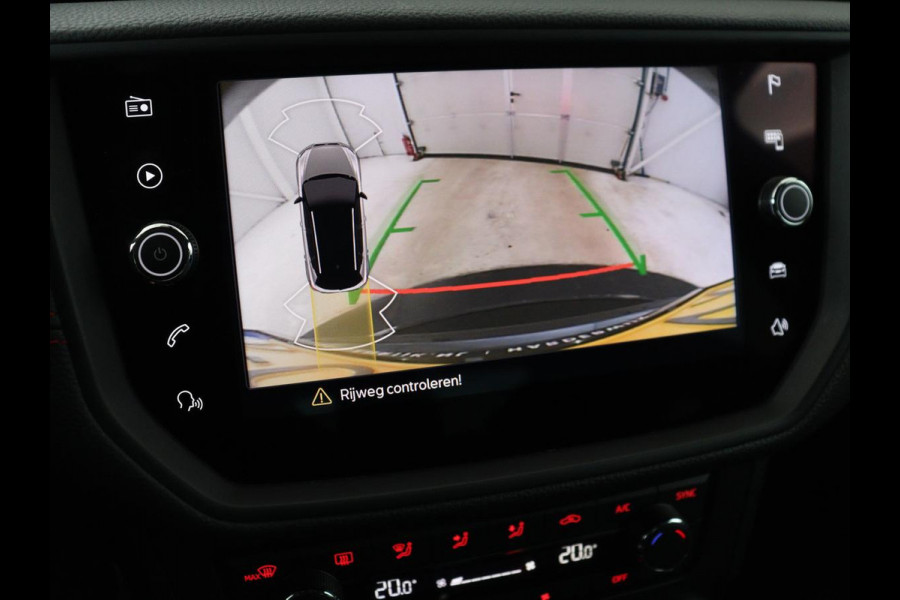 Seat Arona 1.0 TSI FR Intens Plus | Stoelverwarming | Leder/Alcantara | Adaptive cruise | Camera | Virtual Cockpit | Carplay | Navigatie | Keyless | Full LED | Dodehoek detectie | Climate control | Park Assist