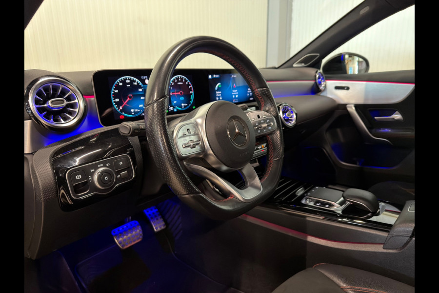 Mercedes-Benz A-Klasse Mercedes-Benz A-klasse 250 e AMG Line | PANO | NIGHT | 360 CAMERA | BURMESTER